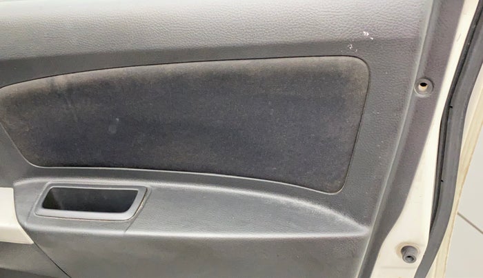 2010 Maruti Wagon R 1.0 VXI, Petrol, Manual, 61,569 km, Driver-side door - Trim has minor damage