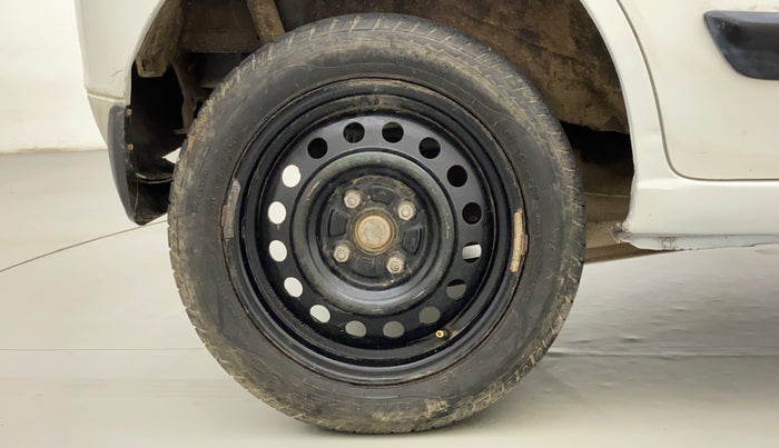 2010 Maruti Wagon R 1.0 VXI, Petrol, Manual, 61,569 km, Right Rear Wheel