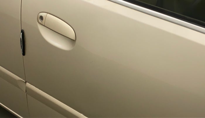 2011 Hyundai i10 SPORTZ 1.2, Petrol, Manual, 30,375 km, Driver-side door - Minor scratches
