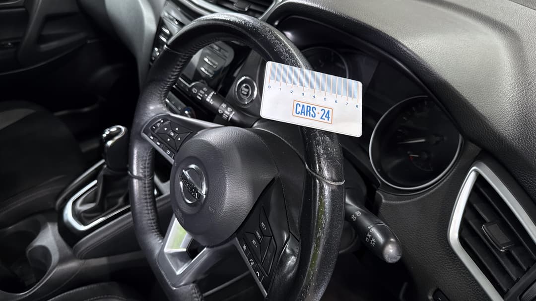 Steering Wheel Body Scratch