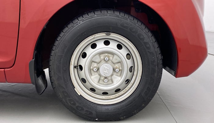 2013 Hyundai Eon ERA PLUS, Petrol, Manual, 11,221 km, Right Front Wheel