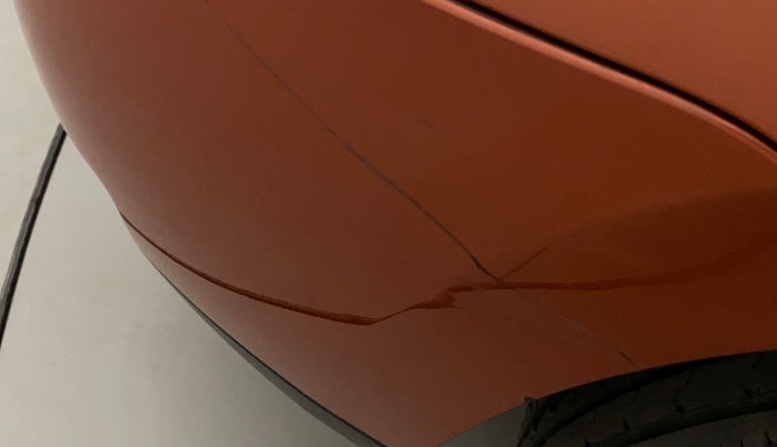 2017 Renault Duster RXL PETROL, Petrol, Manual, 40,296 km, Front bumper - Minor scratches