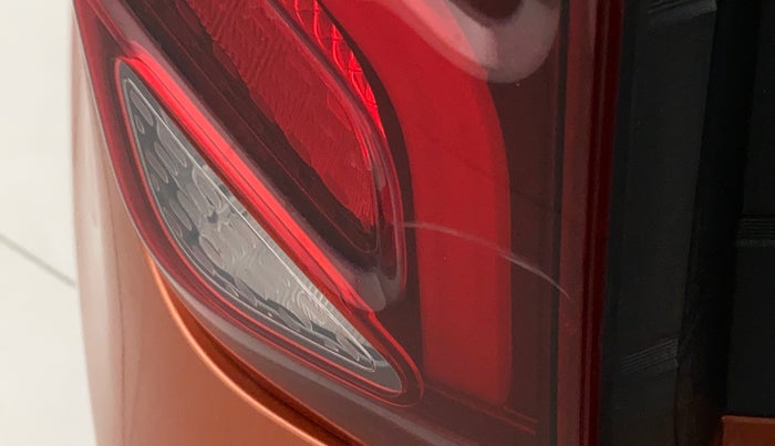 2017 Renault Duster RXL PETROL, Petrol, Manual, 40,296 km, Left tail light - Minor scratches
