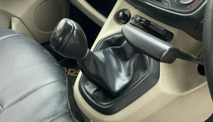 2017 Datsun Go T, Petrol, Manual, 59,584 km, Gear Lever