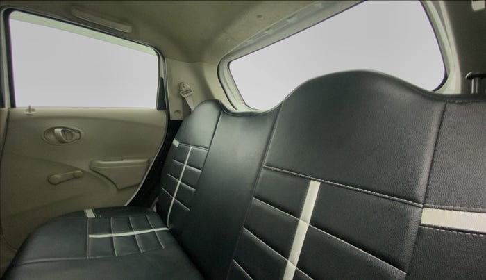 2017 Datsun Go T, Petrol, Manual, 59,584 km, Right Side Rear Door Cabin