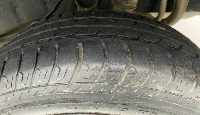2017 Datsun Go T, Petrol, Manual, 59,584 km, Left Rear Tyre Tread