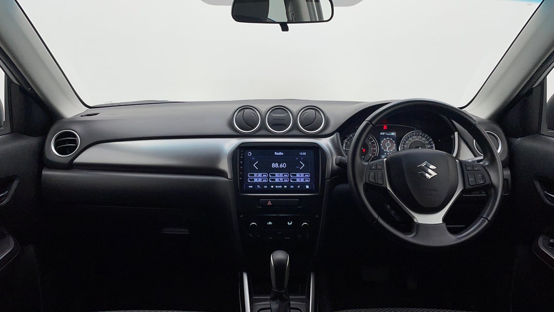 2022 Suzuki Vitara 1.6l, Automatic, 56868 km, Dashboard View