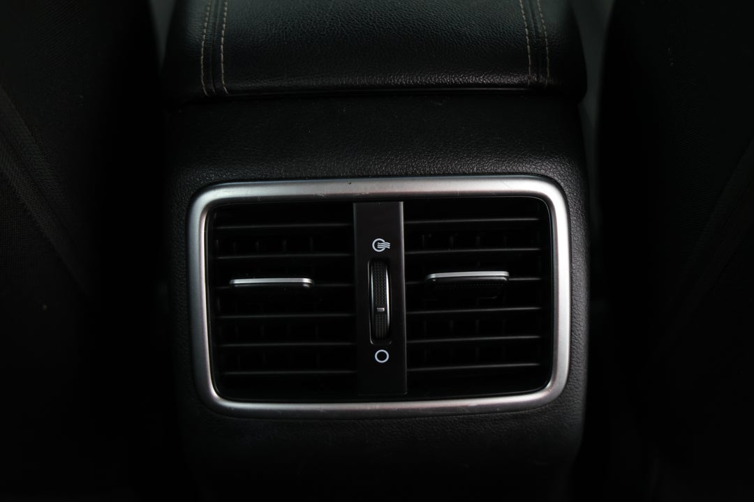 2017 Kia Sportage Si Premium (FWD), Automatic, 80033 km, Rear A/C Vent