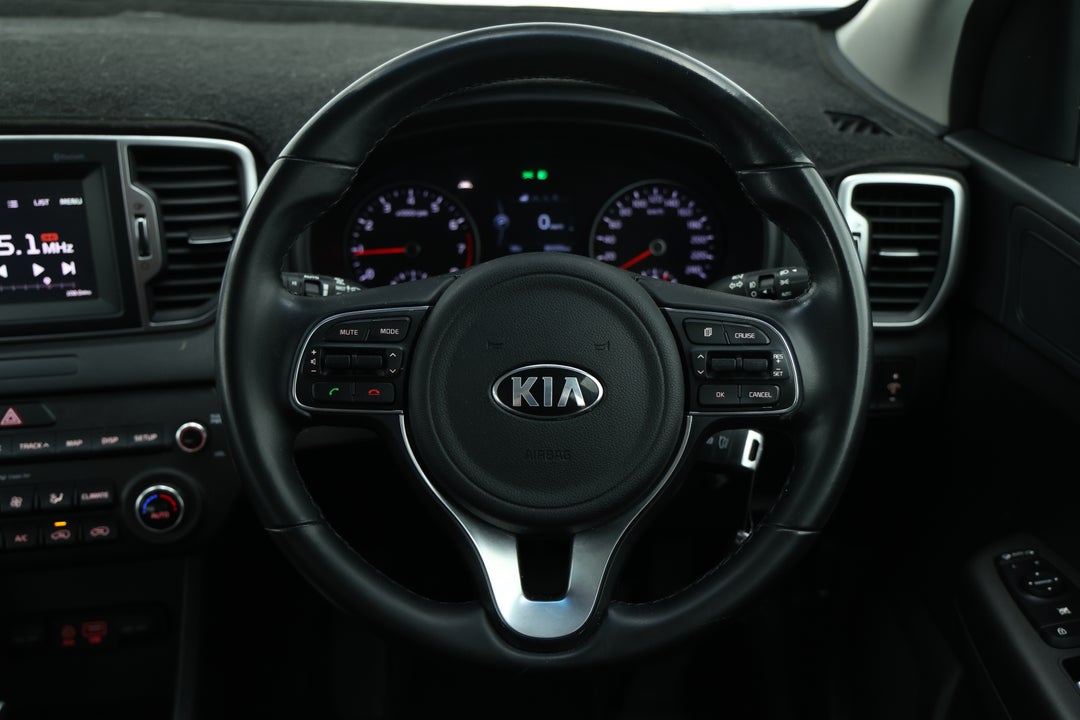 2017 Kia Sportage Si Premium (FWD), Automatic, 80033 km, Steering Wheel Close-up