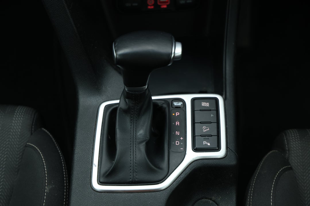 2017 Kia Sportage Si Premium (FWD), Automatic, 80033 km, Gear Lever 