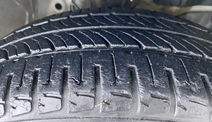 2018 Honda City V MT PETROL, Petrol, Manual, 24,087 km, Right Front Tyre Tread