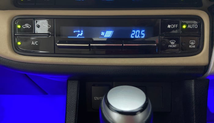 2017 Toyota Corolla Altis VL AT, Petrol, Automatic, 34,919 km, Automatic Climate Control