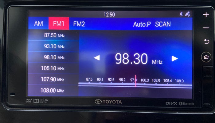 2017 Toyota Corolla Altis VL AT, Petrol, Automatic, 34,919 km, Infotainment System