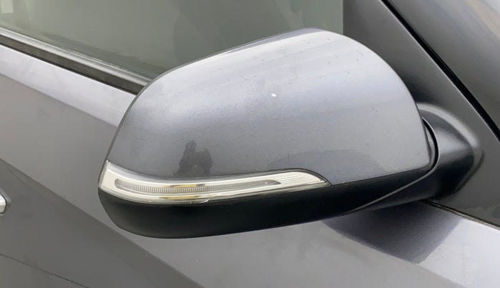 2016 Hyundai Creta SX PLUS AT 1.6 PETROL, Petrol, Automatic, 50,299 km, Right rear-view mirror - Indicator light has minor damage