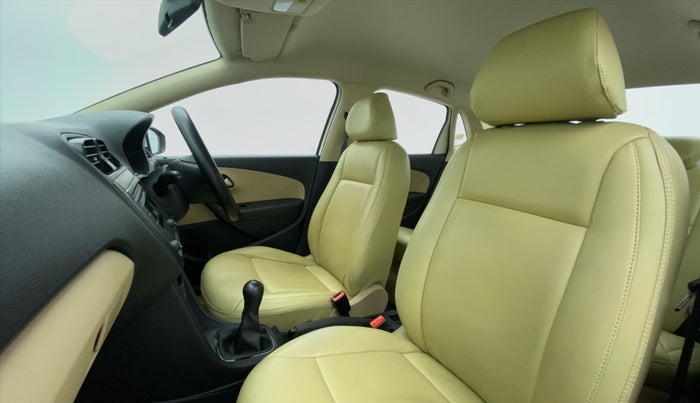 2016 Volkswagen Ameo COMFORTLINE 1.2, Petrol, Manual, 22,434 km, Right Side Front Door Cabin