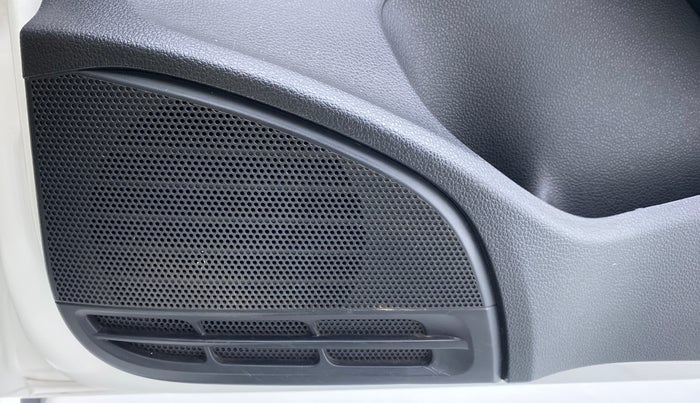 2016 Volkswagen Ameo COMFORTLINE 1.2, Petrol, Manual, 22,434 km, Speaker