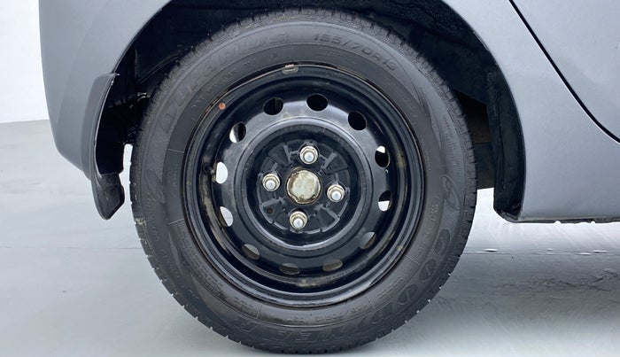 2017 Hyundai Eon MAGNA PLUS, Petrol, Manual, 41,735 km, Right Rear Wheel