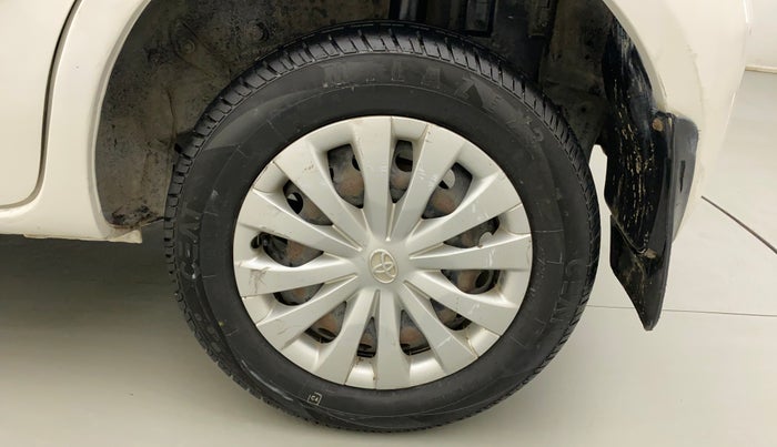 2014 Toyota Etios Liva G, Petrol, Manual, 31,381 km, Left Rear Wheel