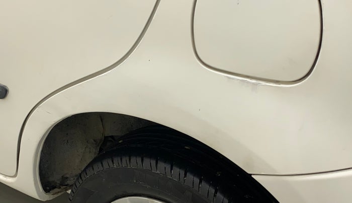 2014 Toyota Etios Liva G, Petrol, Manual, 31,381 km, Left quarter panel - Minor scratches