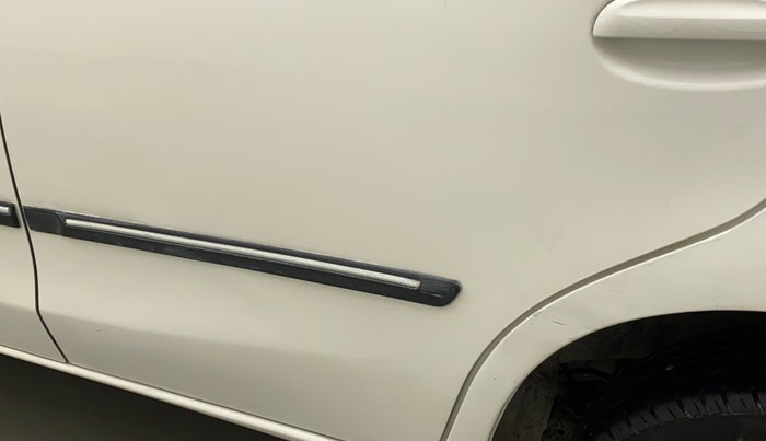 2014 Toyota Etios Liva G, Petrol, Manual, 31,381 km, Rear left door - Minor scratches