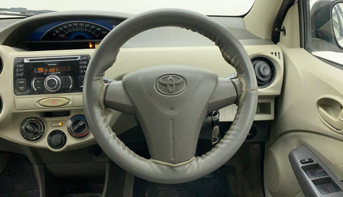 2014 Toyota Etios Liva G, Petrol, Manual, 31,381 km, Steering Wheel Close Up