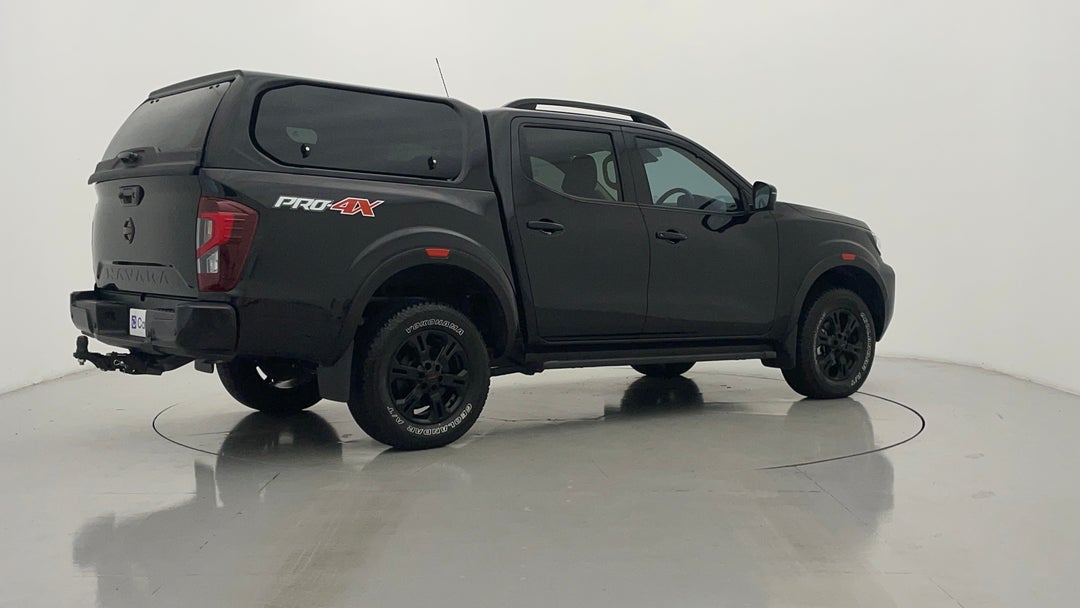 2023 Nissan Navara Pro-4x (4x4), Automatic, 20610 km, Right Back Diagonal (45- Degree) View