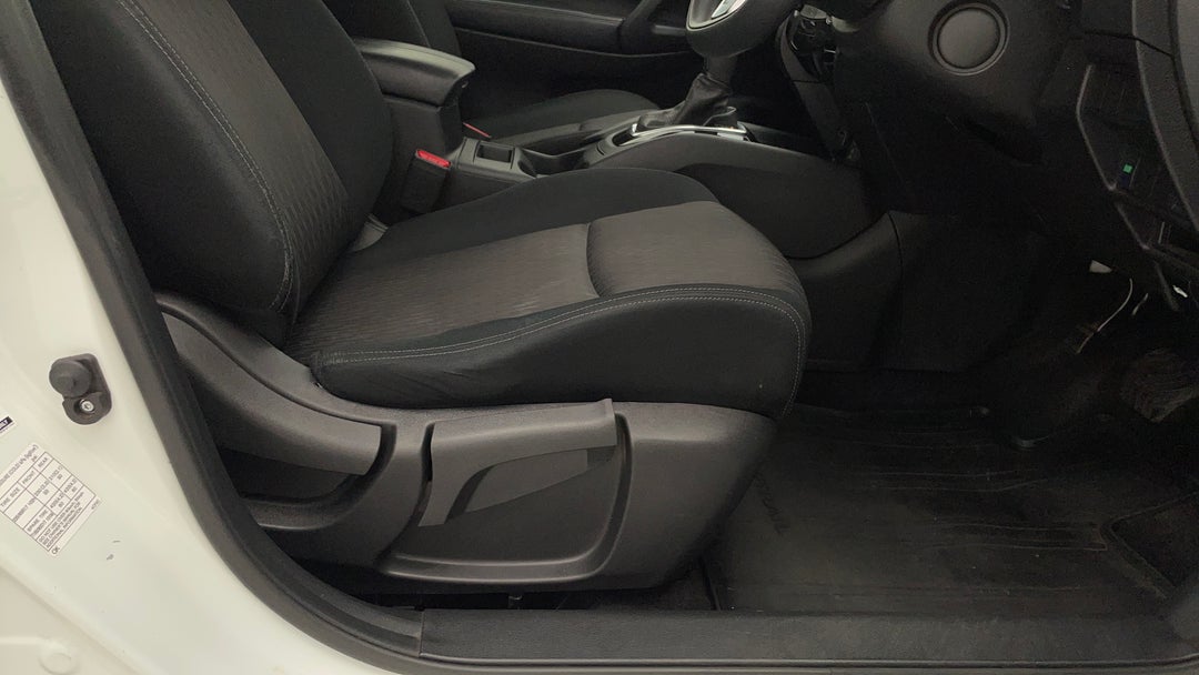 2020 Nissan X-trail St (2wd) (5yr), Automatic, 41212 km, Drivers Side Adjustment Panel