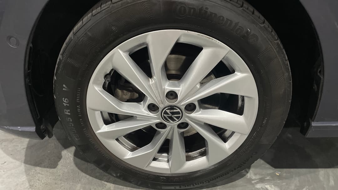 2023 Volkswagen Polo Style (restricted Features), Automatic, 21885 km, Left Front Wheel