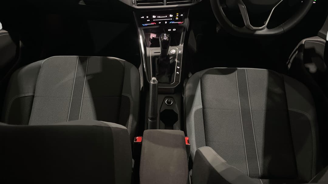 2023 Volkswagen Polo Style (restricted Features), Automatic, 21885 km, Center Console