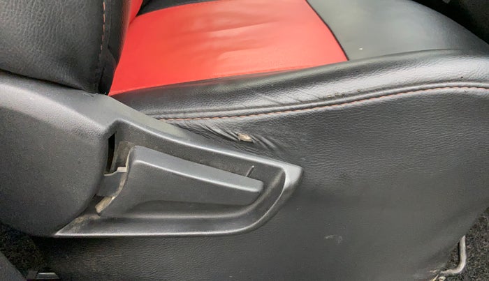 2019 Maruti S PRESSO VXI+, Petrol, Manual, 51,395 km, Driver Side Adjustment Panel