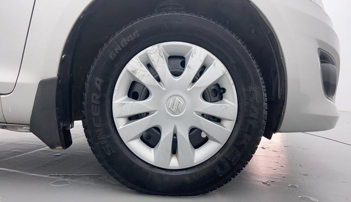 2012 Maruti Swift Dzire VXI 1.2 BS IV, Petrol, Manual, 1,07,996 km, Right Front Tyre