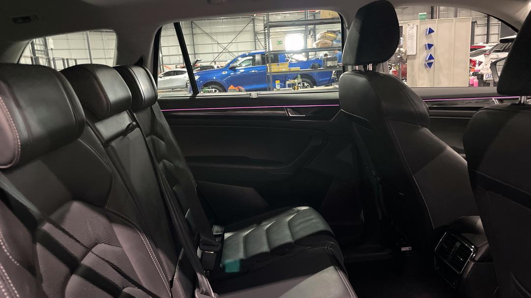 2020 SKODA Kodiaq 132 Tsi (4x4), Automatic, 65572 km, Right Side Rear Door Cabin View