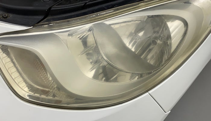 2011 Hyundai i10 MAGNA 1.1, CNG, Manual, 1,03,464 km, Left headlight - Faded