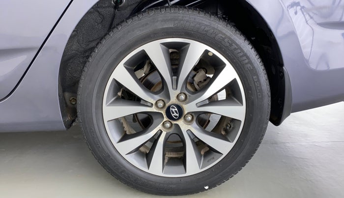 2014 Hyundai Verna FLUIDIC 1.6 SX VTVT, Petrol, Manual, 80,091 km, Left Rear Wheel