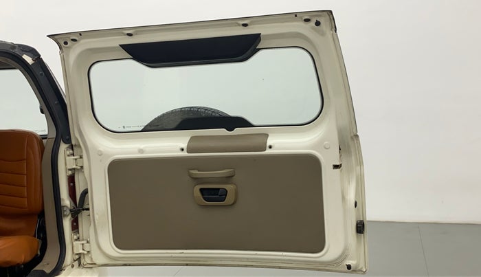 2018 Mahindra TUV300 T4+, Diesel, Manual, 43,078 km, Boot Door Open