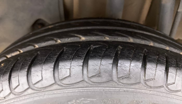 2017 Tata Tiago XZA PETROL, Petrol, Automatic, 28,739 km, Left Rear Tyre Tread