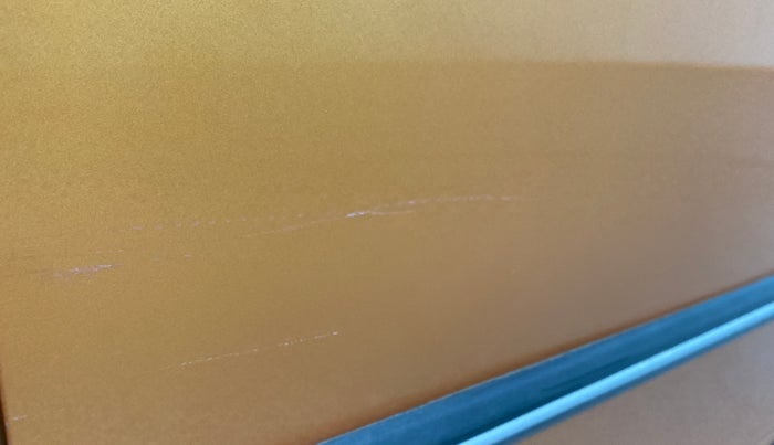 2017 Tata Tiago XZA PETROL, Petrol, Automatic, 28,739 km, Driver-side door - Minor scratches