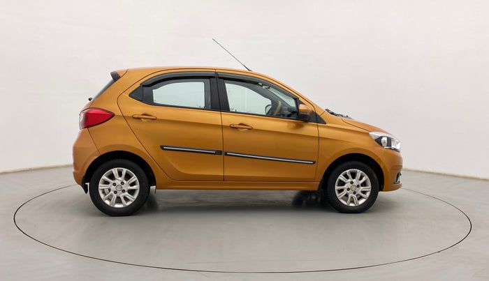2017 Tata Tiago XZA PETROL, Petrol, Automatic, 28,739 km, Right Side View