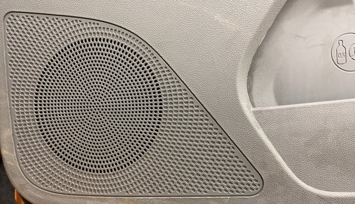 2017 Tata Tiago XZA PETROL, Petrol, Automatic, 28,739 km, Speaker