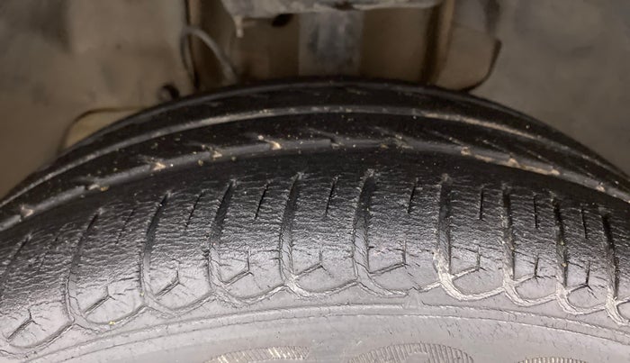 2017 Tata Tiago XZA PETROL, Petrol, Automatic, 28,739 km, Left Front Tyre Tread