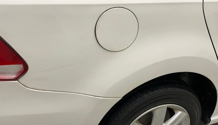 2011 Volkswagen Vento COMFORTLINE 1.6, Petrol, Manual, 63,903 km, Right quarter panel - Minor scratches