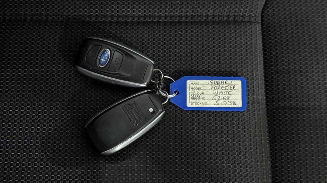 2021 Subaru Forester 2.5i (AWD), Automatic, 75283 km, Key Close-up