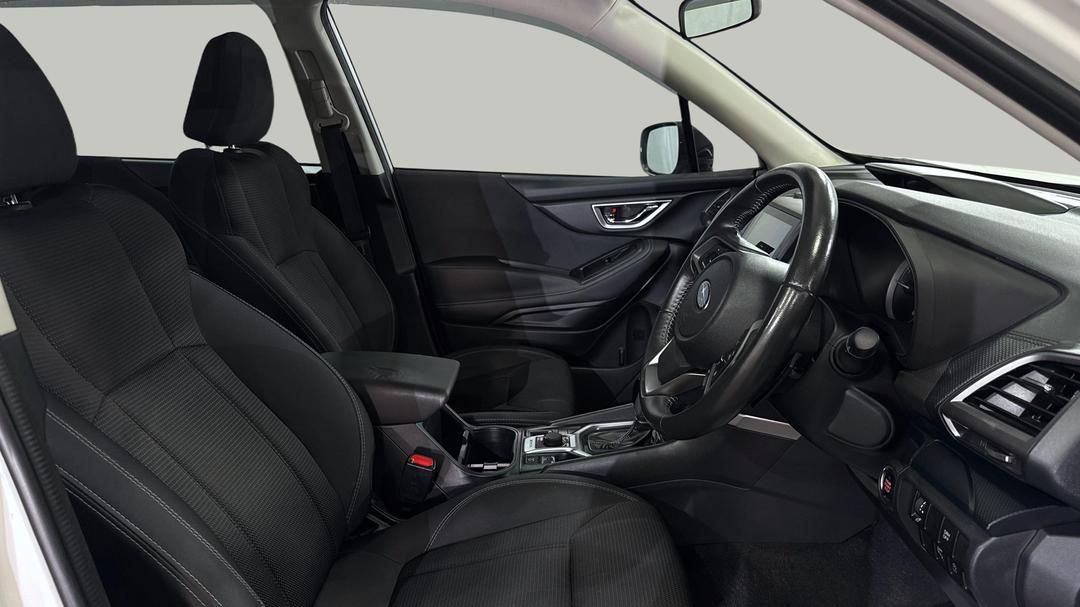 2021 Subaru Forester 2.5i (AWD), Automatic, 75283 km, Right Side Front Door Cabin View