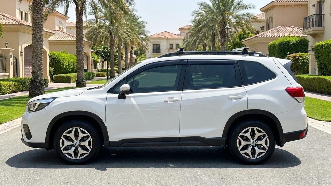2021 Subaru Forester 2.5i (AWD), Automatic, 75283 km, Right Side View
