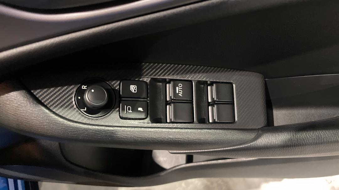 2019 Mazda CX-3 Maxx Sport (FWD), Automatic, 28078 km, Drivers Side Door Panel Controls