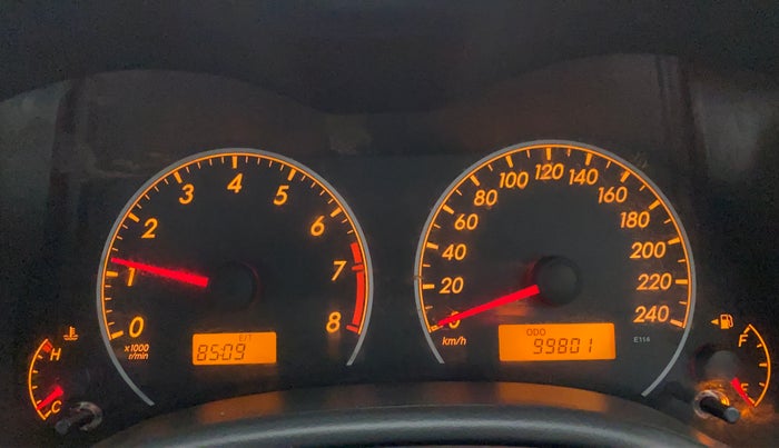 2012 Toyota Corolla Altis J, Petrol, Manual, 1,00,002 km, Odometer Image