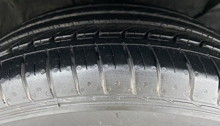 2019 KIA SELTOS HTK PLUS 1.5 DIESEL, Diesel, Manual, 6,522 km, Right Front Tyre Tread