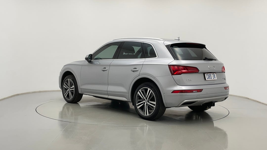 Left Back Diagonal (45- Degree) View