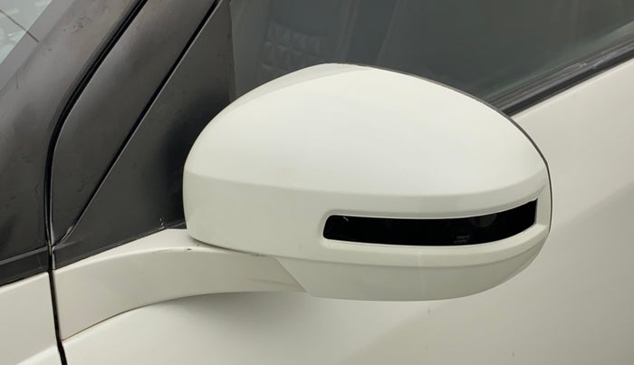 2016 Maruti Swift VXI, Petrol, Manual, 34,456 km, Left rear-view mirror - Mirror motor not working