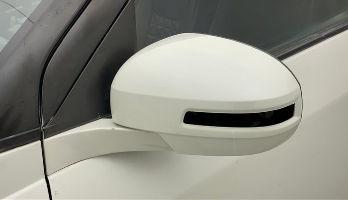 2016 Maruti Swift VXI, Petrol, Manual, 34,456 km, Left rear-view mirror - Folding motor not working